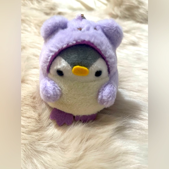 NWT Plush Pinguin Keychain - Picture 2 of 4